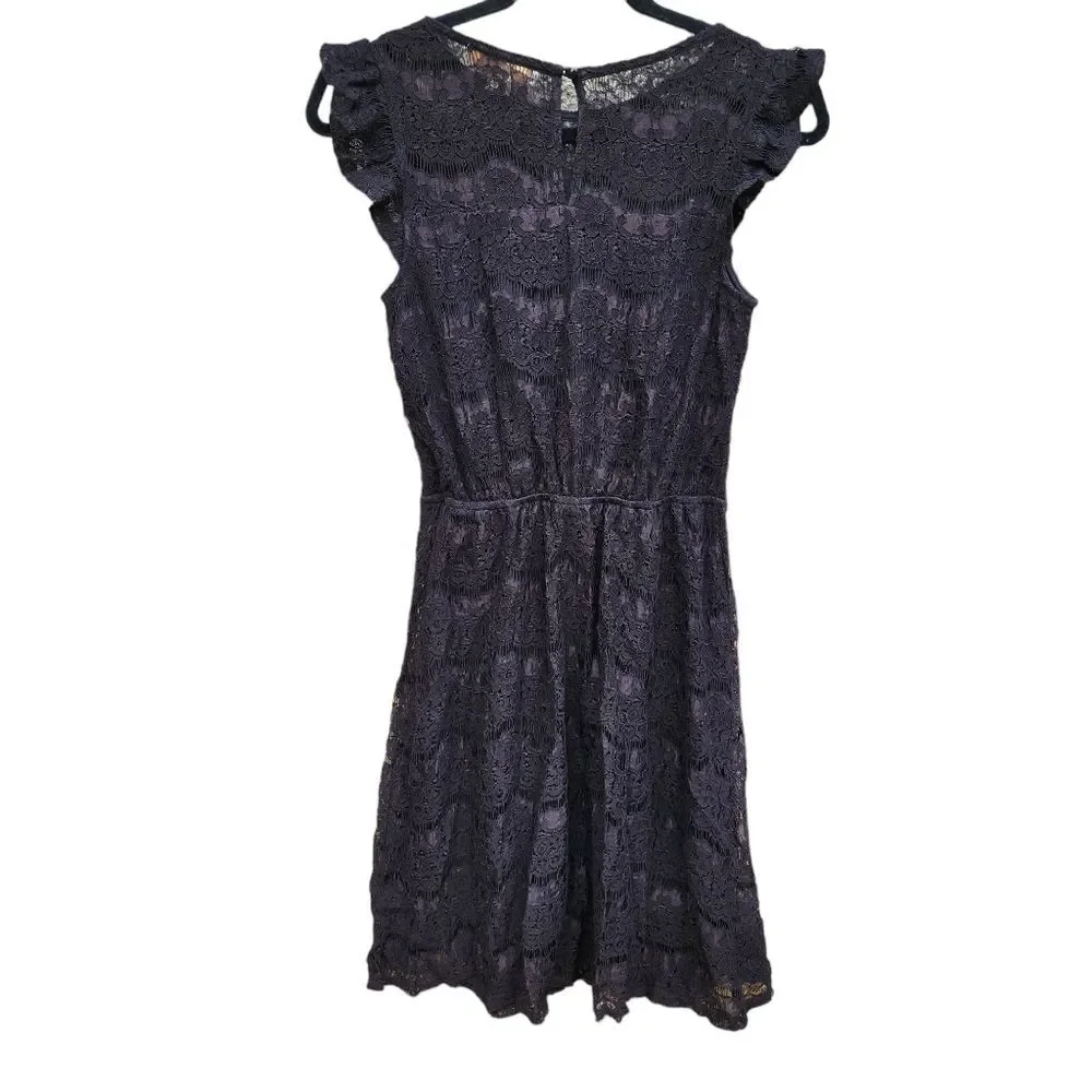Monteau ruffled lace